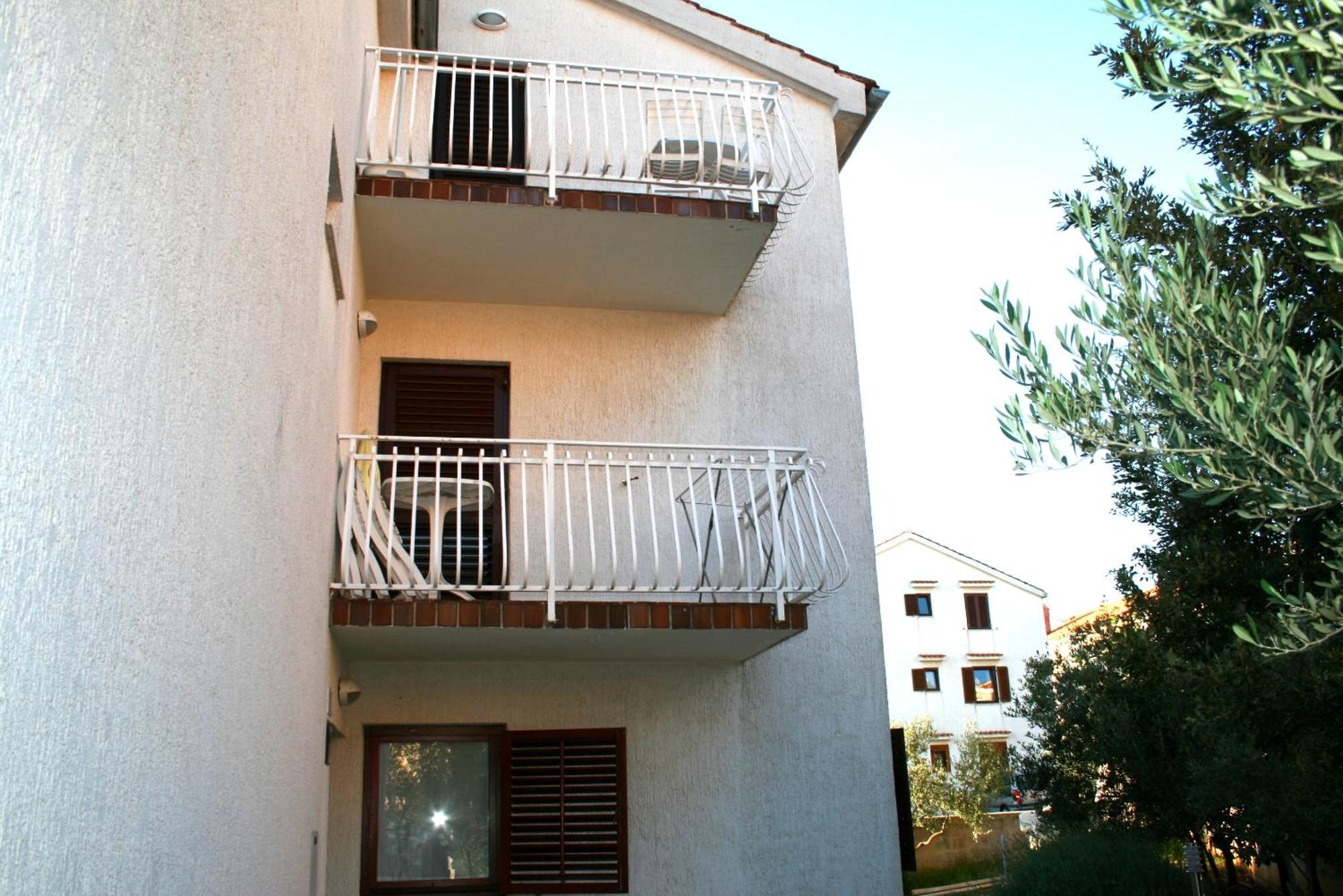 Apartments Duomo Cres Zewnętrze zdjęcie